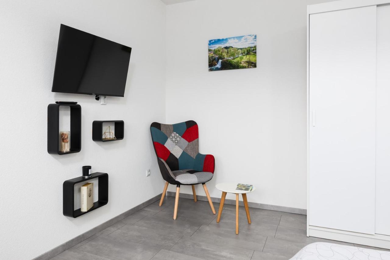 Studio Apartman Sirius Слуни Экстерьер фото